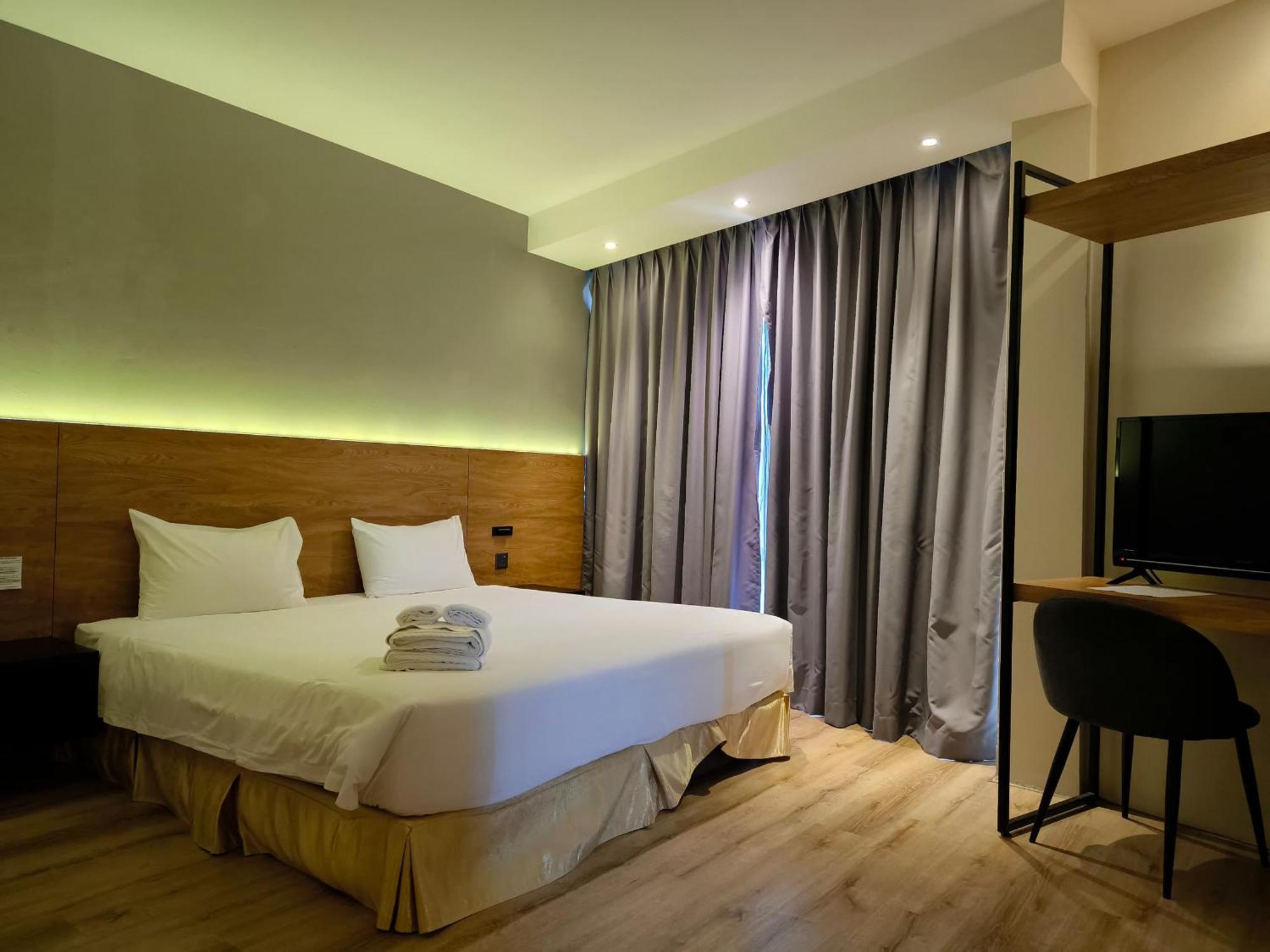 ร็อกซี โฮเต็ล ปาดูงัน Hotel กูชิง ภายนอก รูปภาพ