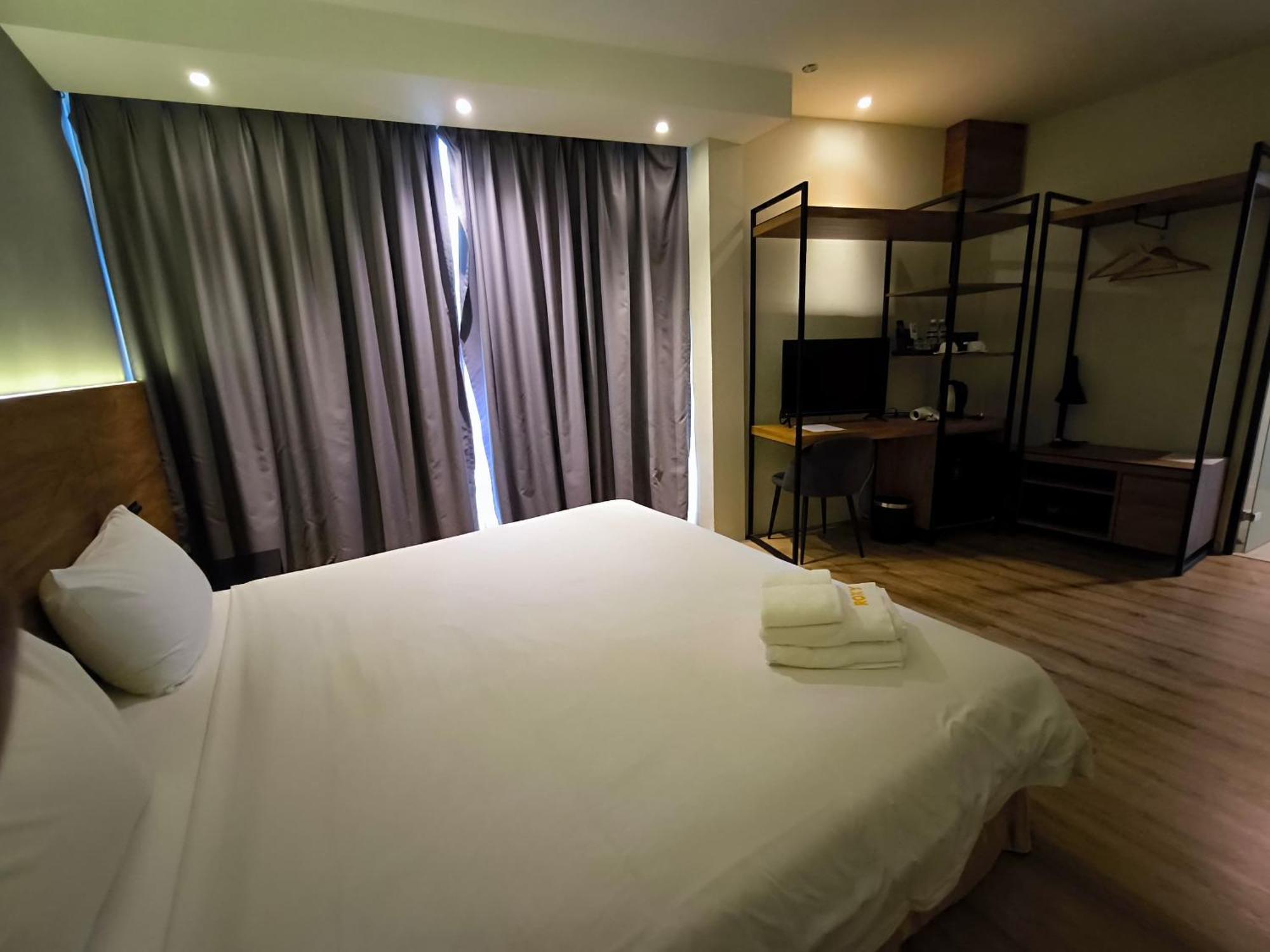 ร็อกซี โฮเต็ล ปาดูงัน Hotel กูชิง ภายนอก รูปภาพ