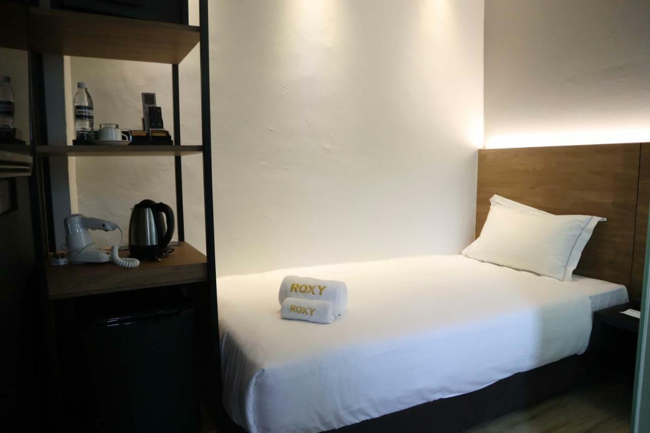 ร็อกซี โฮเต็ล ปาดูงัน Hotel กูชิง ภายนอก รูปภาพ
