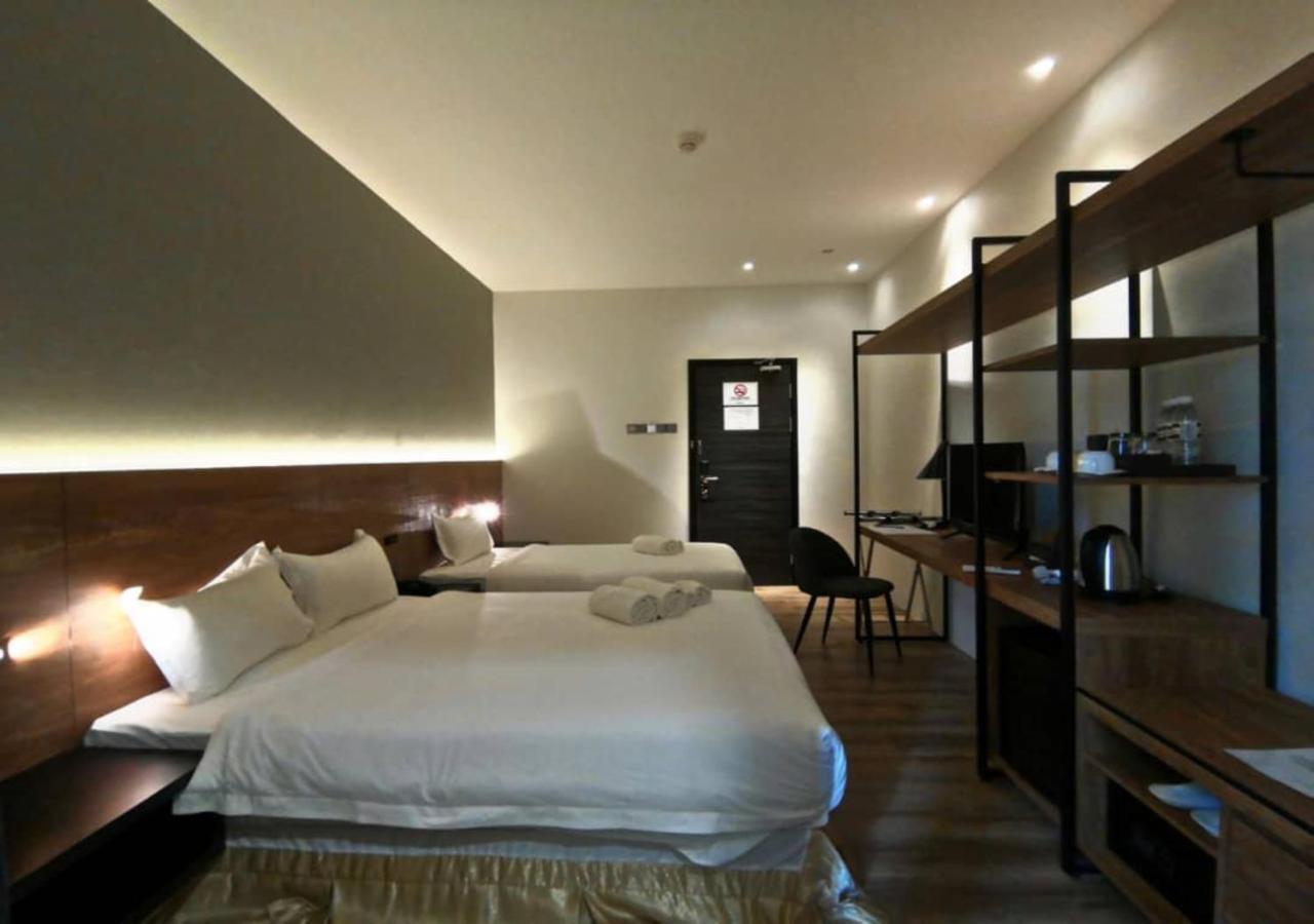 ร็อกซี โฮเต็ล ปาดูงัน Hotel กูชิง ภายนอก รูปภาพ